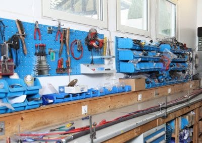 MTECK Werkbank für Reparaturen von Schlauchpaketen